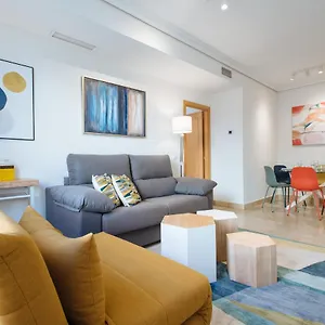 Appartamento San Bernardo Boutique - Free Parking, Siviglia
